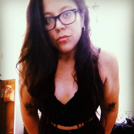 Foto di nudo di fuga di OnlyFans di Marian