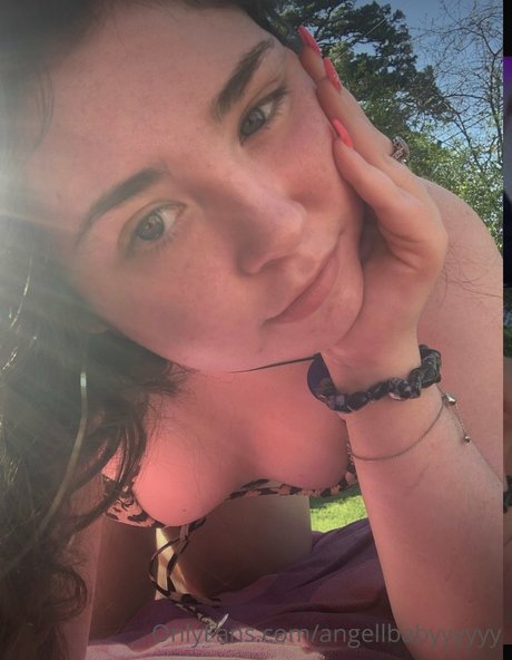 Foto di nudo di fuga di OnlyFans di Cherry Candi
