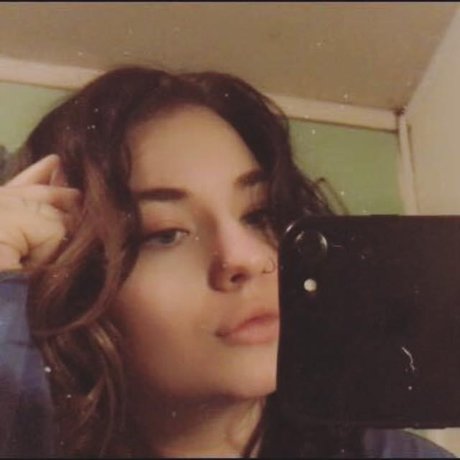Foto di nudo di fuga di OnlyFans di Beth