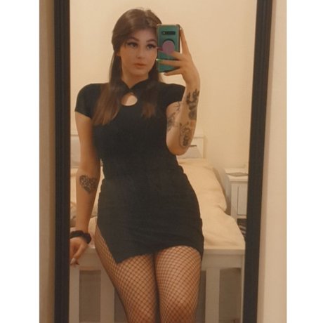 Foto di nudo di fuga di OnlyFans di Beth