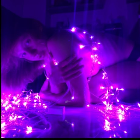 Foto di nudo di fuga di OnlyFans di Ll