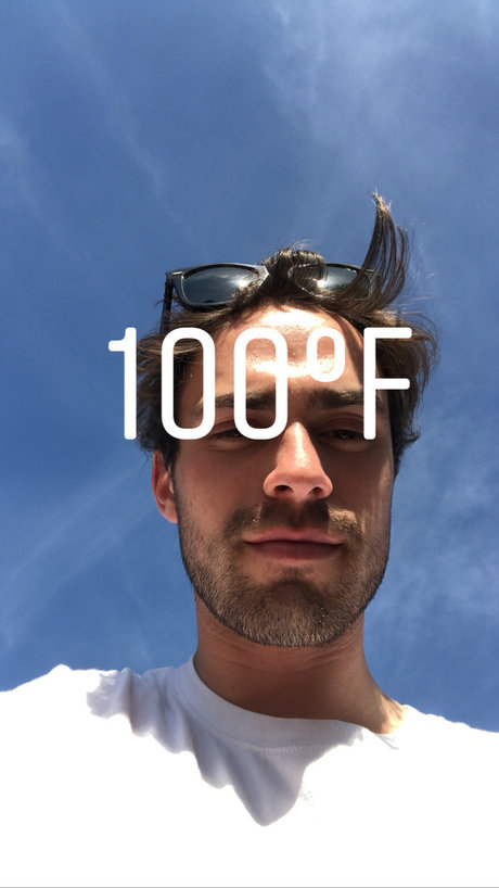 Foto di nudo di fuga di OnlyFans di Max