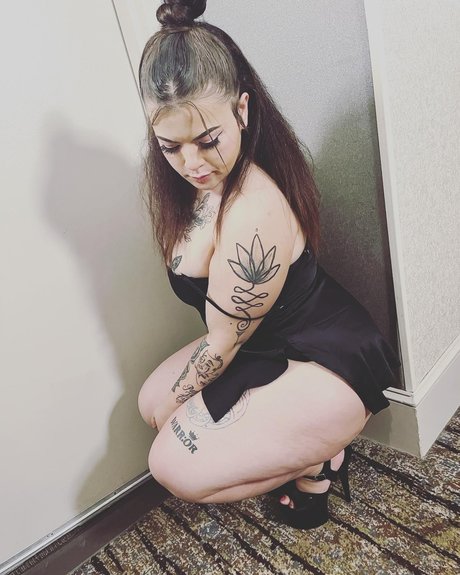 Foto di nudo di fuga di OnlyFans di Paris Kay