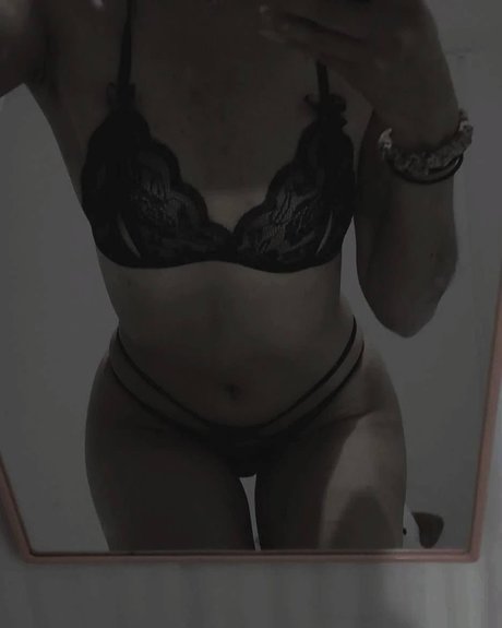 Foto di nudo di fuga di OnlyFans di Kazuki Nya Uwur