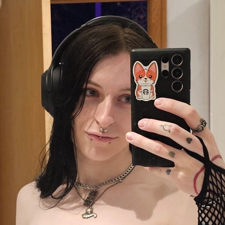 Foto di nudo di fuga di OnlyFans di Kayze