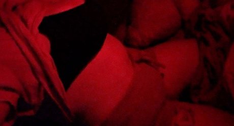 Foto di nudo di fuga di OnlyFans di Mir