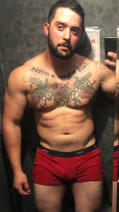 Foto di nudo di fuga di OnlyFans di Viking  Warrior