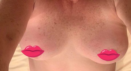 Foto di nudo di fuga di OnlyFans di Maturemilf4u
