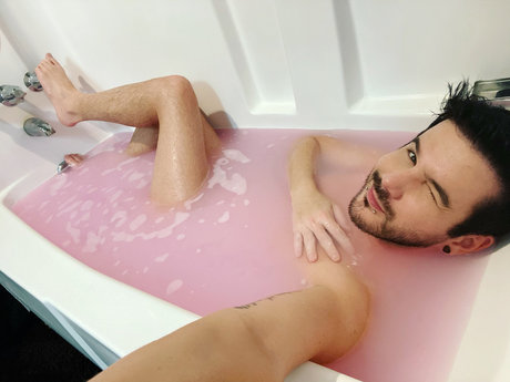 Foto di nudo di fuga di OnlyFans di Matthew Lush