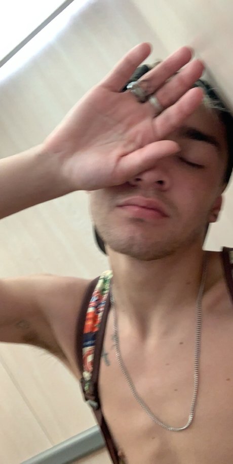 Foto di nudo di fuga di OnlyFans di Matteo