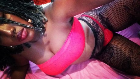 Foto di nudo di fuga di OnlyFans di Sexyruegirl 
