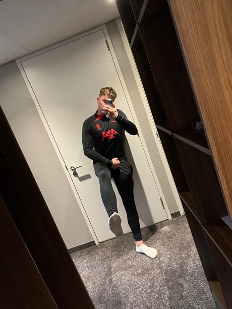 Foto di nudo di fuga di OnlyFans di King R