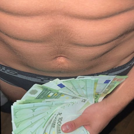 Foto di nudo di fuga di OnlyFans di Master Cah Maker