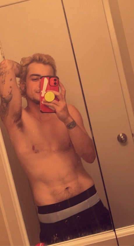 Foto di nudo di fuga di OnlyFans di Masterjsmil3s