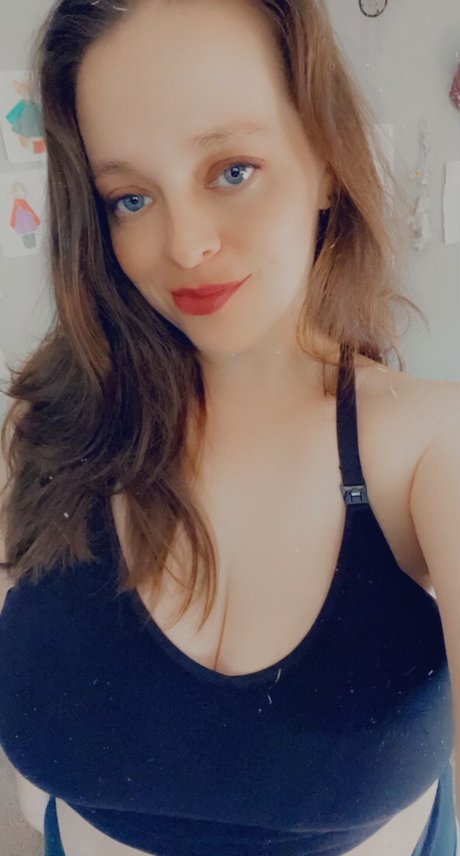 Foto di nudo di fuga di OnlyFans di Massage Vixen