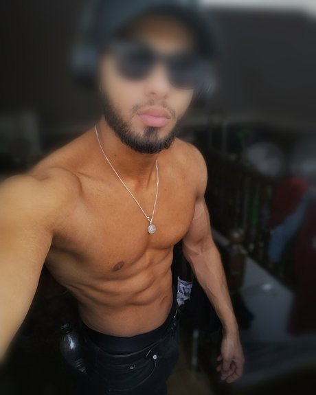 Foto di nudo di fuga di OnlyFans di Mason