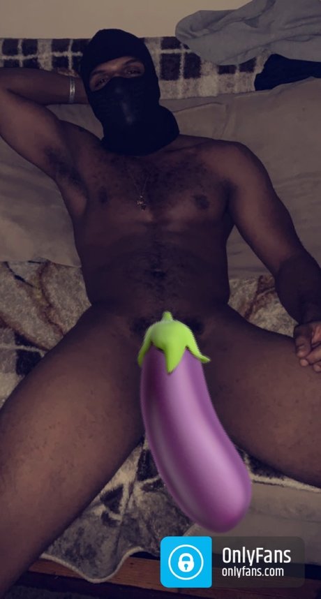 Foto di nudo di fuga di OnlyFans di Masked Melanin