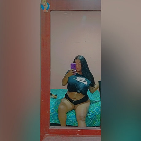 Foto di nudo di fuga di OnlyFans di Maryo