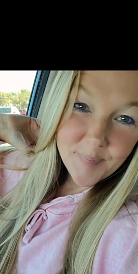Foto di nudo di fuga di OnlyFans di Mary Lee