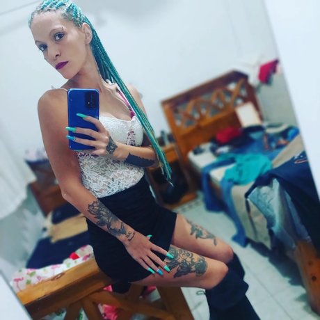 Foto di nudo di fuga di OnlyFans di La Bebecita Queen