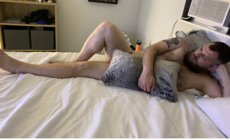 Foto di nudo di fuga di OnlyFans di Justin
