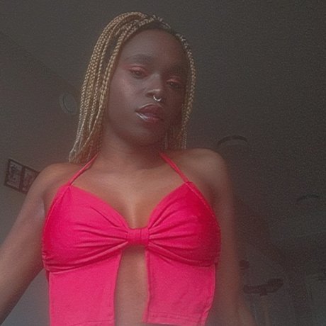 Foto di nudo di fuga di OnlyFans di Bbykayy