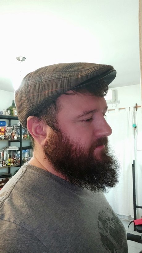 Foto di nudo di fuga di OnlyFans di Leo