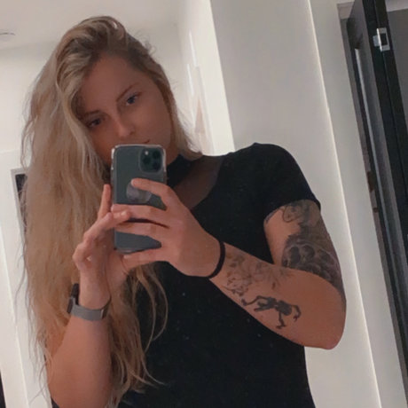 Foto di nudo di fuga di OnlyFans di Hailey