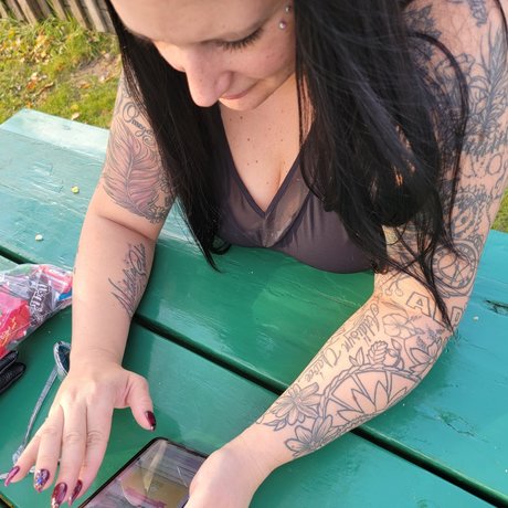 Foto di nudo di fuga di OnlyFans di Black Widow