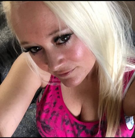 Foto di nudo di fuga di OnlyFans di Jasmine Holly