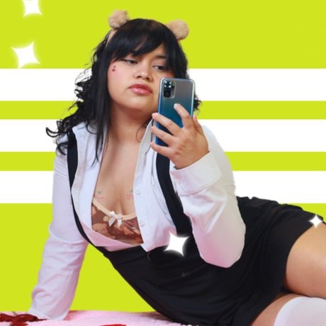 Foto di nudo di fuga di OnlyFans di Lore Nishi