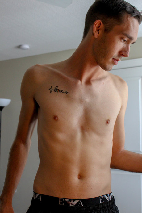 Foto di nudo di fuga di OnlyFans di Dylan