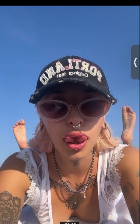 Foto di nudo di fuga di OnlyFans di Blue