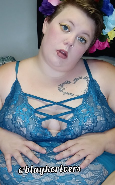 Foto di nudo di fuga di OnlyFans di Hot Dom Bbw Blayke Rivers