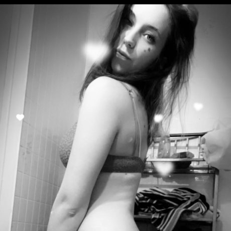 Foto di nudo di fuga di OnlyFans di Courtney Condren