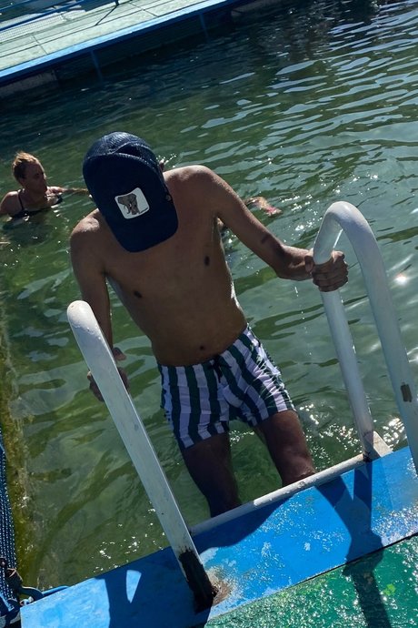Foto di nudo di fuga di OnlyFans di Rob