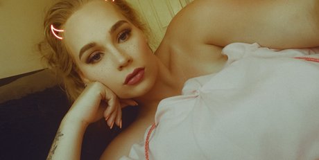 Foto di nudo di fuga di OnlyFans di Kenna