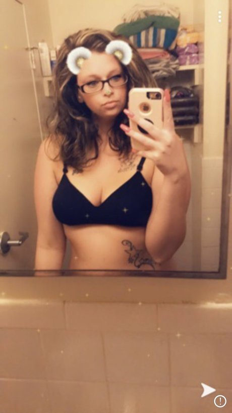 Foto di nudo di fuga di OnlyFans di Miranda Dawn