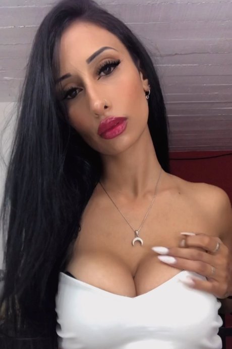 Foto di nudo di fuga di OnlyFans di  