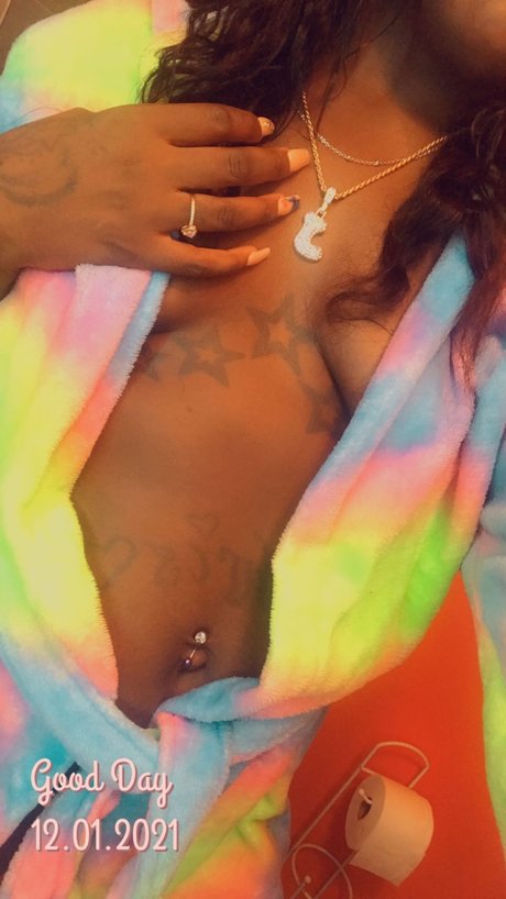 Foto di nudo di fuga di OnlyFans di Messi Jessi 