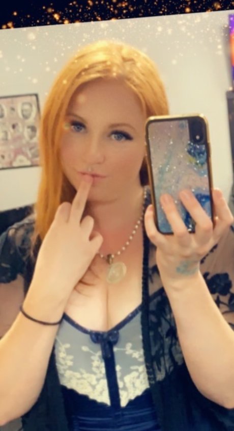 Foto di nudo di fuga di OnlyFans di 19merryjayne92