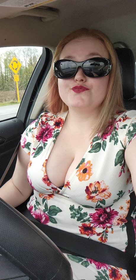Foto di nudo di fuga di OnlyFans di Bella Marie 