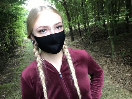 Foto di nudo di fuga di OnlyFans di Mercedes Madelief Curiousgirl