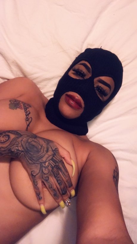 Foto di nudo di fuga di OnlyFans di Memphizdior