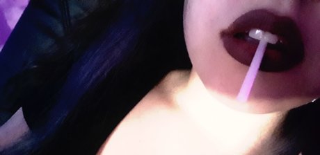 Foto di nudo di fuga di OnlyFans di Melodytv