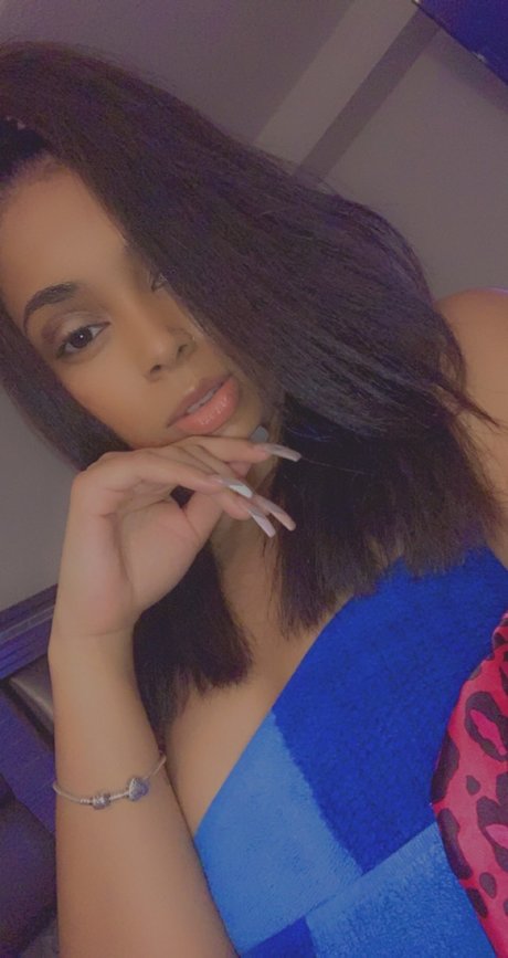 Foto di nudo di fuga di OnlyFans di Melodylove
