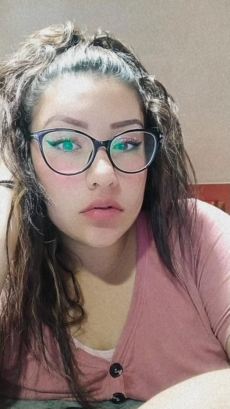 Foto di nudo di fuga di OnlyFans di Melany Victoria