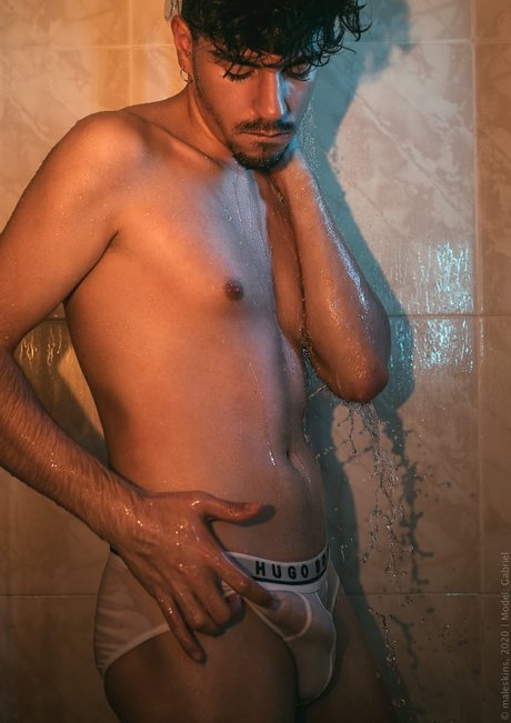 Foto di nudo di fuga di OnlyFans di Blingcow