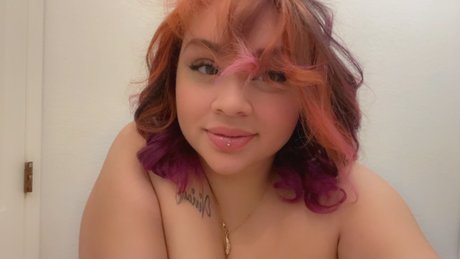 Foto di nudo di fuga di OnlyFans di Bellamarie 