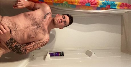 Foto di nudo di fuga di OnlyFans di Keith